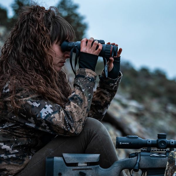 Binoculares térmicos multiespectro con telémetro + IR 850nm HABROK 4K HE25L HIKMICRO