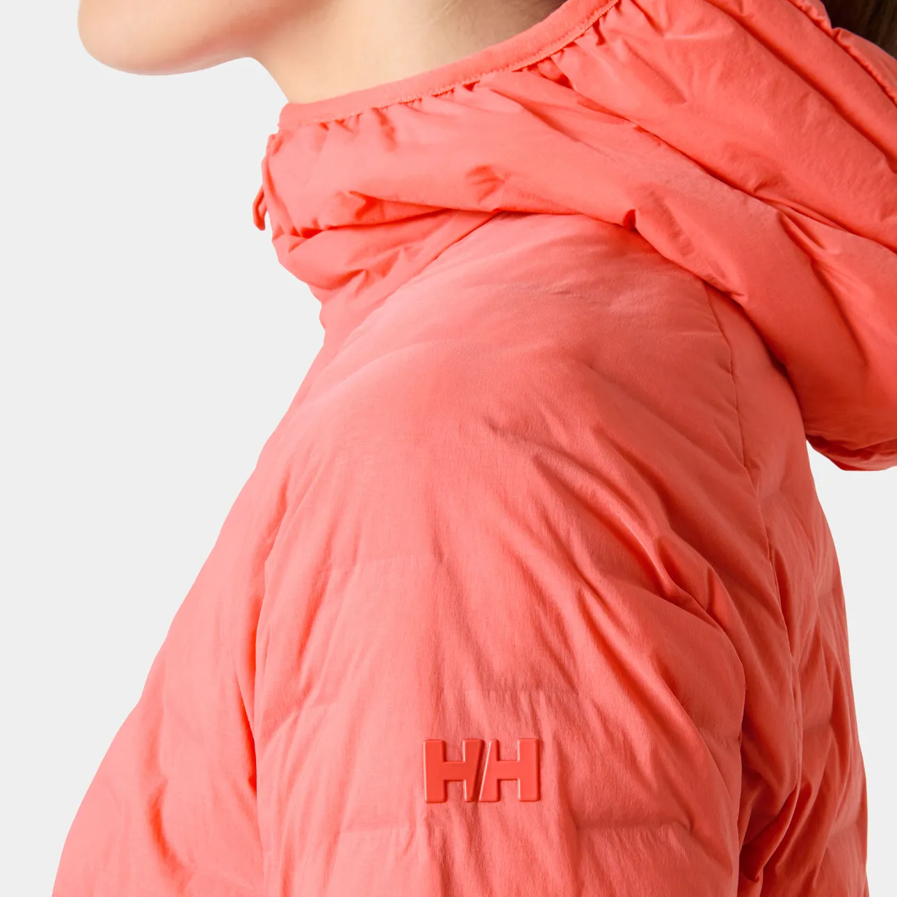 34589_098-2-feature4 HP Hooded Stretch Insulator Mujer Helly Hansen