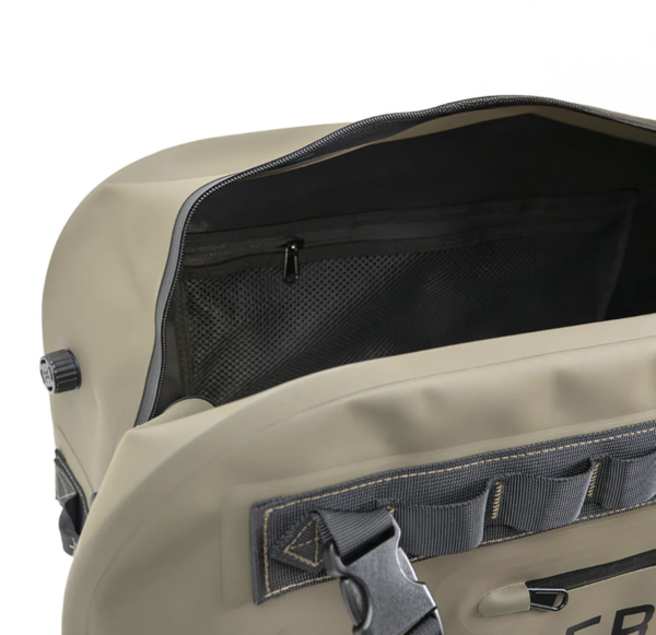 Captura de pantalla 2026-09-10 a las 14.02.02 Mission Carrier Hybrid Duffle Bag